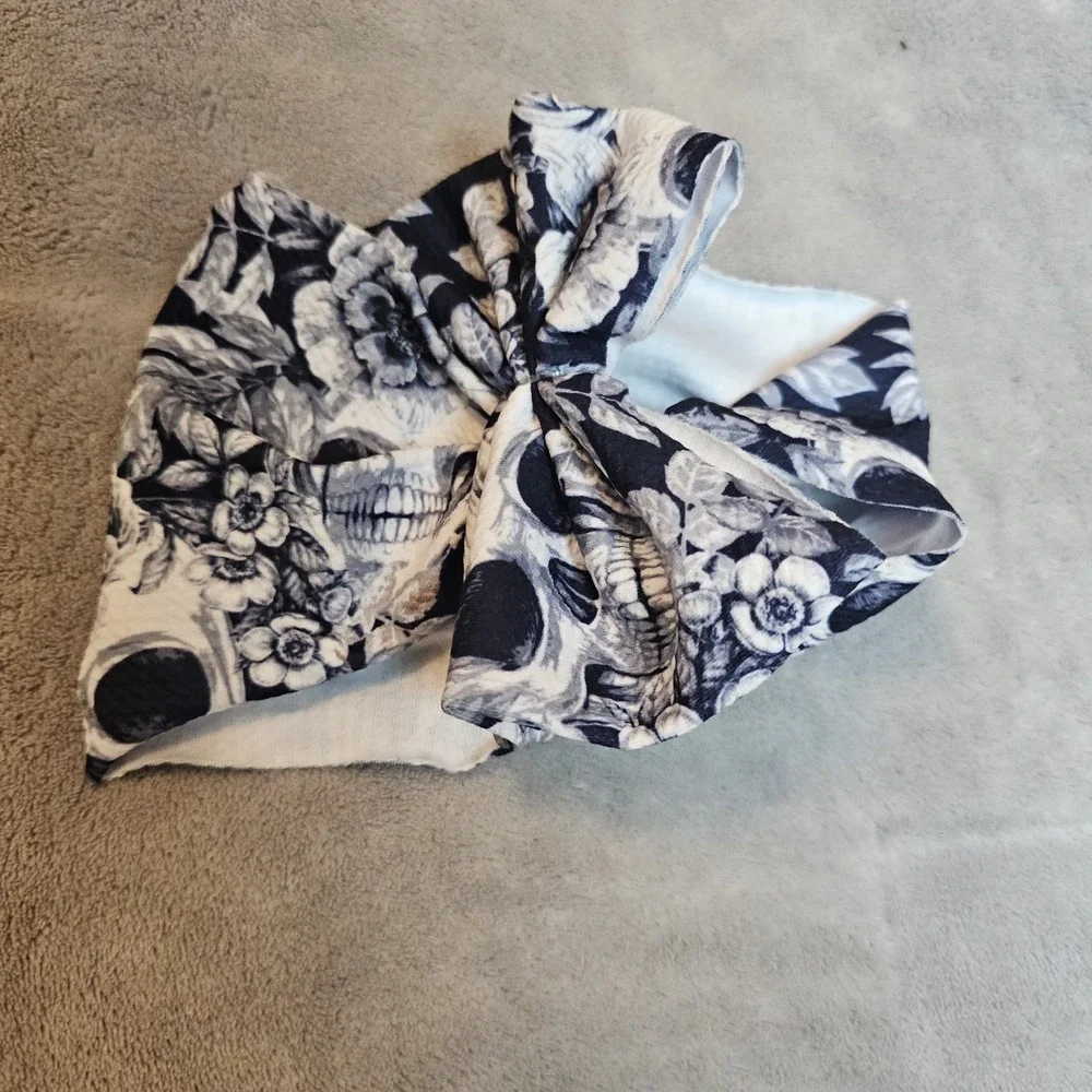Little Bum Bums Girls Bow Skull Halloween Spooky Black White‎ Wide Baby